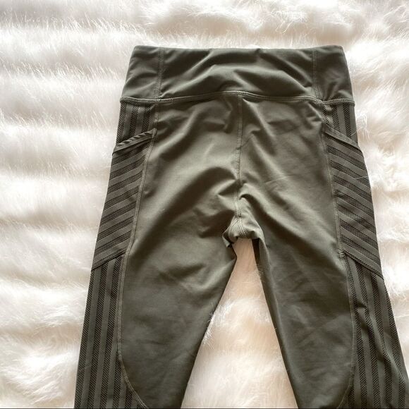 Alpha Prime Victoria Leggings in Dark Sapphire (S) - Picture 3 of 11